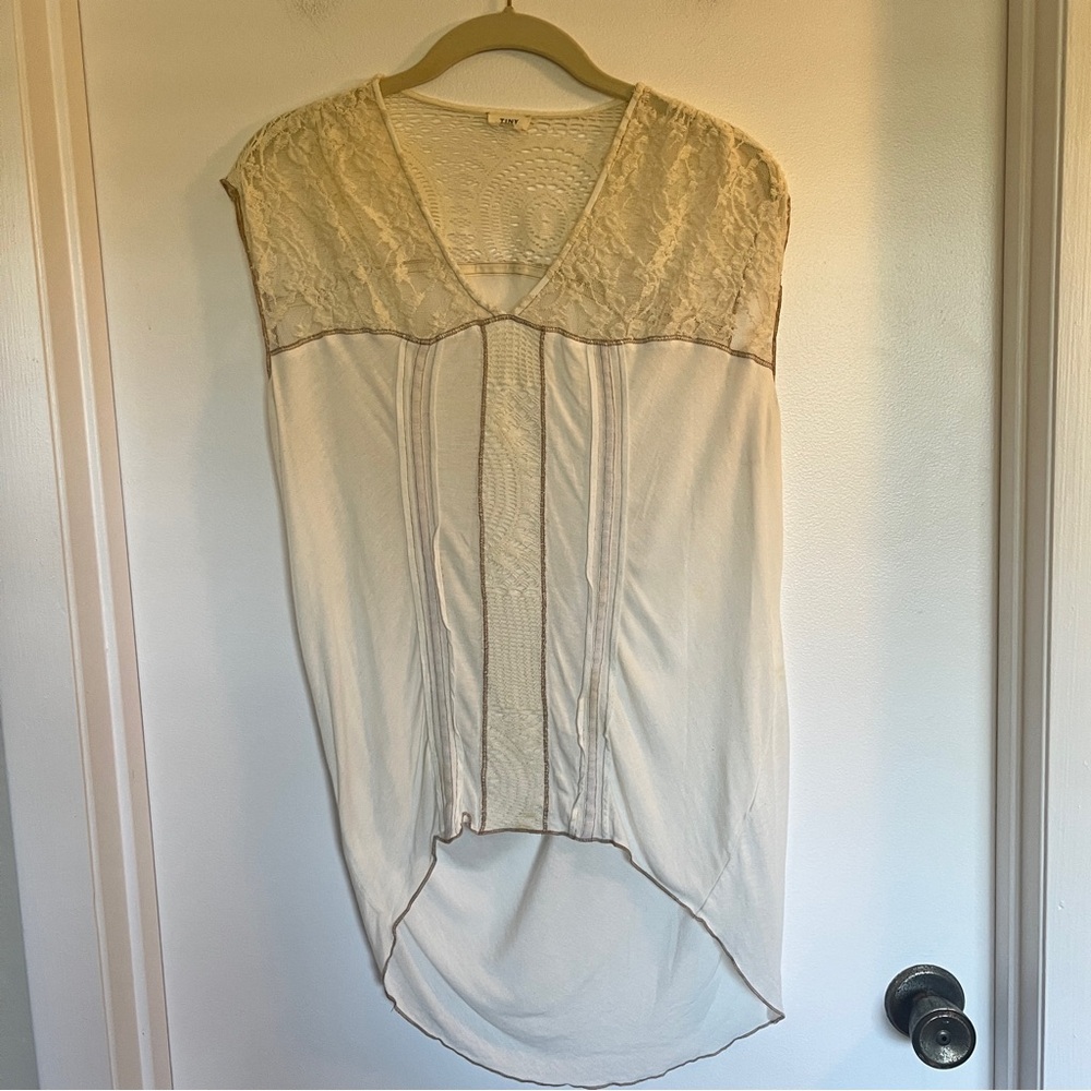 Anthropologie‎ Tiny Sleeveless Crochet Top, Size M